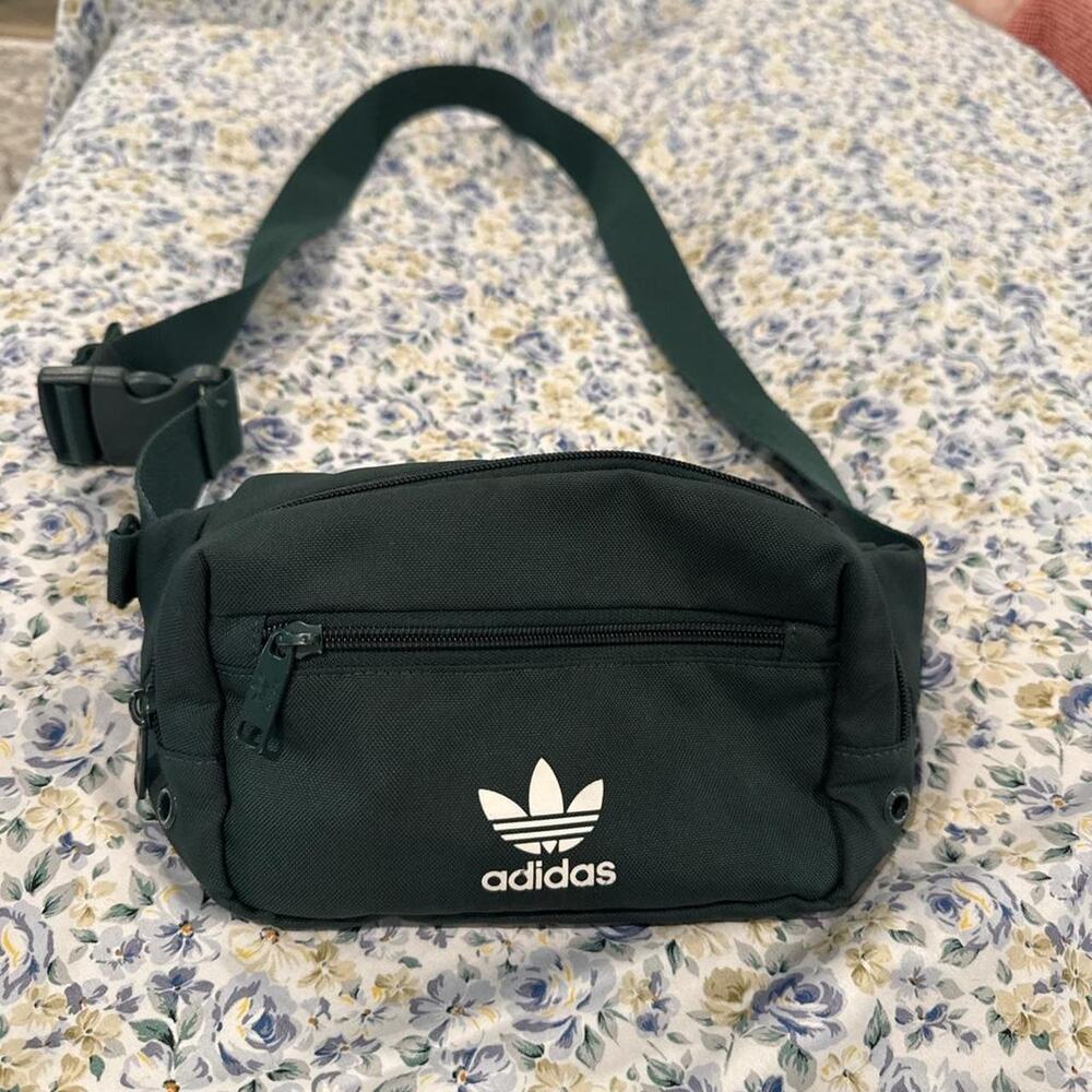 Adidas originals trefoil crossbody shoulder
